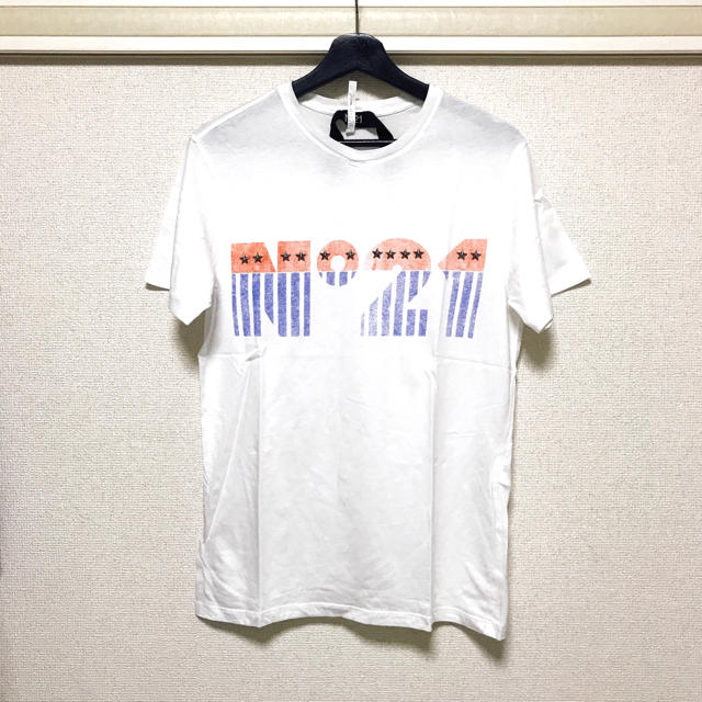 N°21(ヌメロヴェントゥーノ)のN°21 ヌメロヴェントゥーノ 星条旗ロゴスタースタッズ Tシャツ メンズのトップス(Tシャツ/カットソー(半袖/袖なし))の商品写真