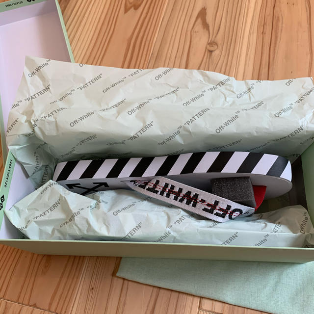新品未使用 Off-White オフホワイト サンダル 28cm 新品未使用 Off-White オフホワイト サンダル 28cm