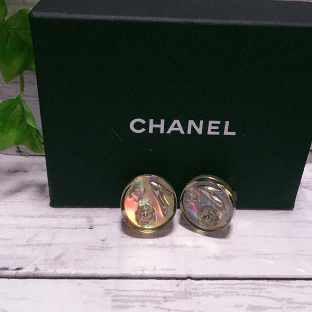 しています CHANEL - CHANELヴィンテージイヤリングホログラムココ