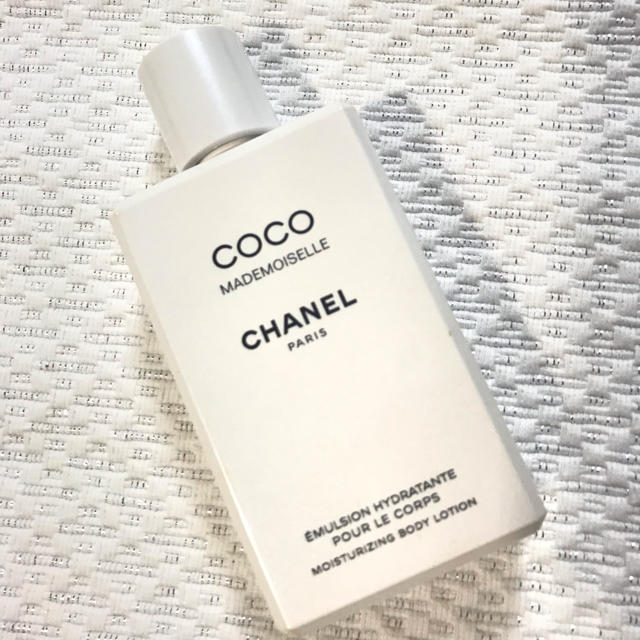 CHANEL(シャネル)のCHANEL ココマドモアゼル　ボディローション コスメ/美容のボディケア(ボディローション/ミルク)の商品写真