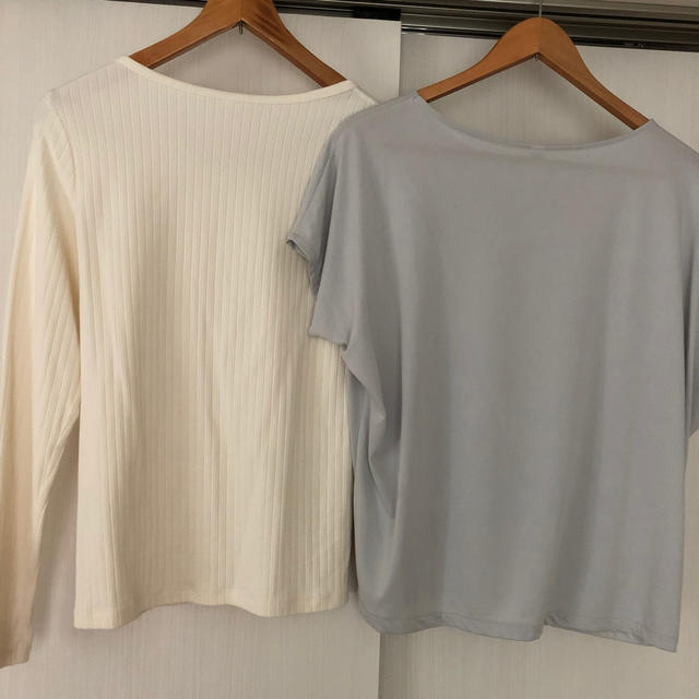 UNIQLO(ユニクロ)のユニクロ　カットソー 2点Lサイズ レディースのトップス(Tシャツ(半袖/袖なし))の商品写真