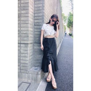 スナイデル(SNIDEL)の【Herlipto】Cotton Linen Tiered Skirt(ひざ丈スカート)