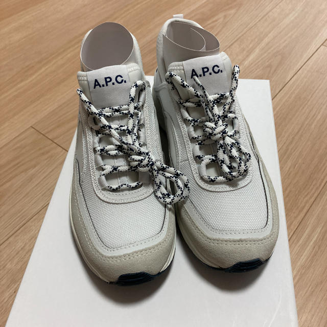 A.P.C(アーペーセー)の今月限定値下げ！A.P.C.スニーカー　アーペーセー レディースの靴/シューズ(スニーカー)の商品写真