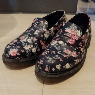 ドクターマーチン(Dr.Martens)のドクターマーチン　ローファー　花柄(ローファー/革靴)