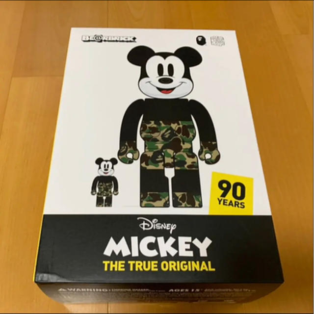 エイプBAPE(R)ミッキーマウスMICKEY MOUSE 100％&400％bearbrick