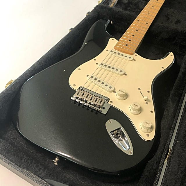 【人気モデル】Squier by fender ストラトキャスタースタンダード