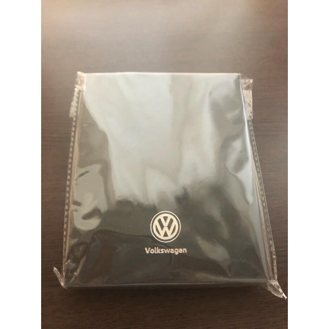 Volkswagen(フォルクスワーゲン)の【非売品】Volkswagen モバイルバッテリー エンタメ/ホビーのコレクション(ノベルティグッズ)の商品写真