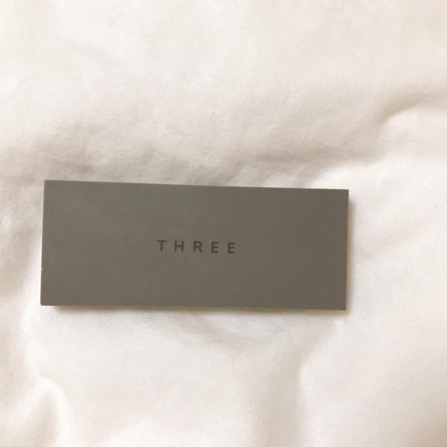 THREE(スリー)の[THREE]プレスド アイブラウ デュオ02 コスメ/美容のベースメイク/化粧品(パウダーアイブロウ)の商品写真
