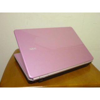 女性必見‼️めちゃかわピンクノートパソコン✨ win11/SSD安心快適✨NEC✨