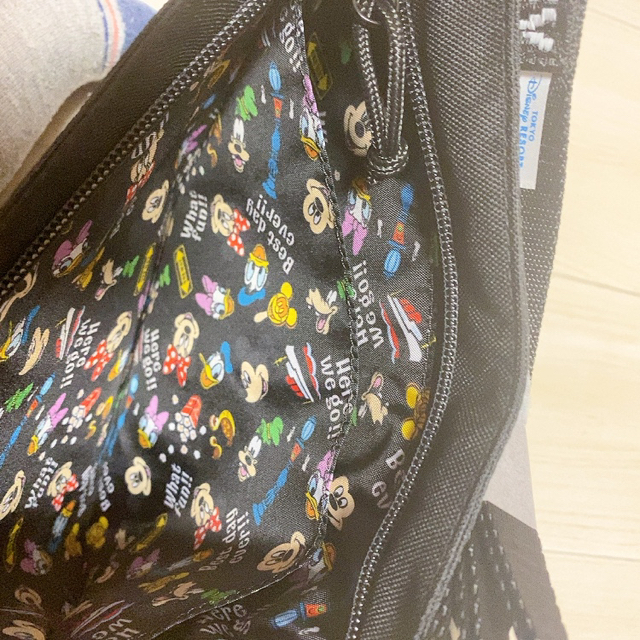 Disney(ディズニー)のディズニー　ベスティーズ　サコッシュ　ショルダーバッグ  メンズのバッグ(ショルダーバッグ)の商品写真