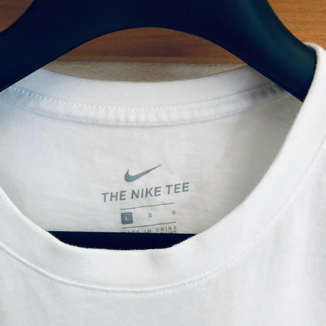 NIKE(ナイキ)のNIKE tシャツ　 メンズのトップス(Tシャツ/カットソー(半袖/袖なし))の商品写真