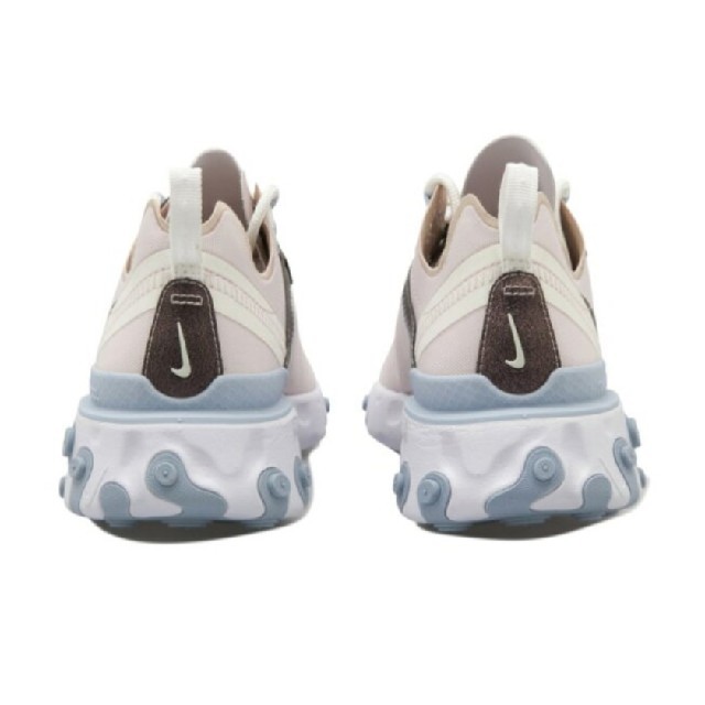 emmi atelier(エミアトリエ)の専用【NIKE】W NIKE REACT ELEMENT 55 SE レディースの靴/シューズ(スニーカー)の商品写真