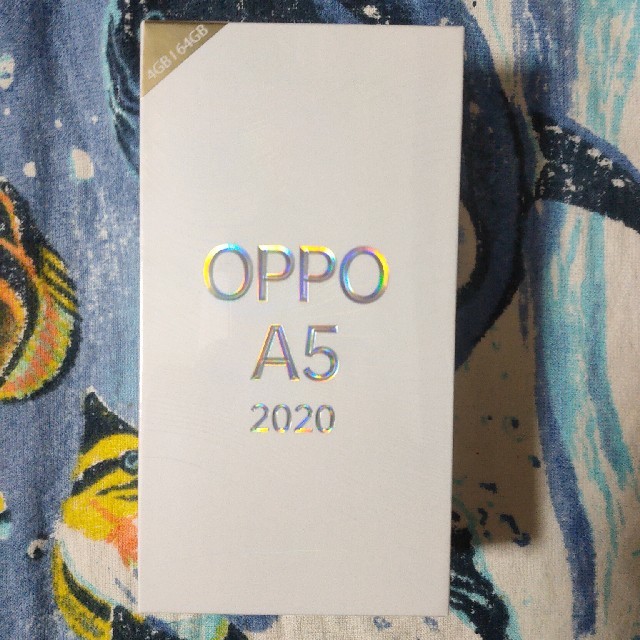 OPPO A5 2020 SIMフリー グリーン スマホ/家電/カメラのスマートフォン/携帯電話(スマートフォン本体)の商品写真