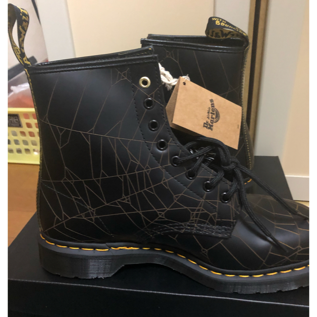 Yohji Yamamoto(ヨウジヤマモト)のヨウジヤマモト Dr.Martens スパイダー 8ホールブーツ&バルーンパンツ メンズの靴/シューズ(ブーツ)の商品写真