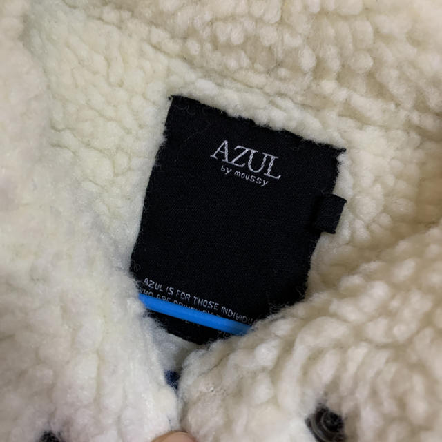 AZUL by moussy(アズールバイマウジー)のAZUL by moussy ボア　ベスト　新品未使用 レディースのジャケット/アウター(ダウンベスト)の商品写真