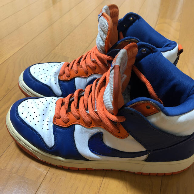 NIKE DUNK HI ニックスカラー