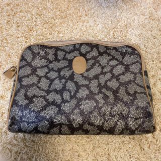 イブサンローラン(Yves Saint Laurent Beaute) クラッチ(レディース)の