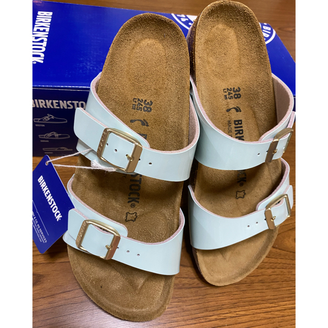 BIRKENSTOCK(ビルケンシュトック)のSALE！！新品ビルケンシュトック　シドニー レディースの靴/シューズ(サンダル)の商品写真