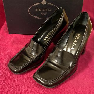 プラダ(PRADA)のプラダ  靴 シューズ (ハイヒール/パンプス)