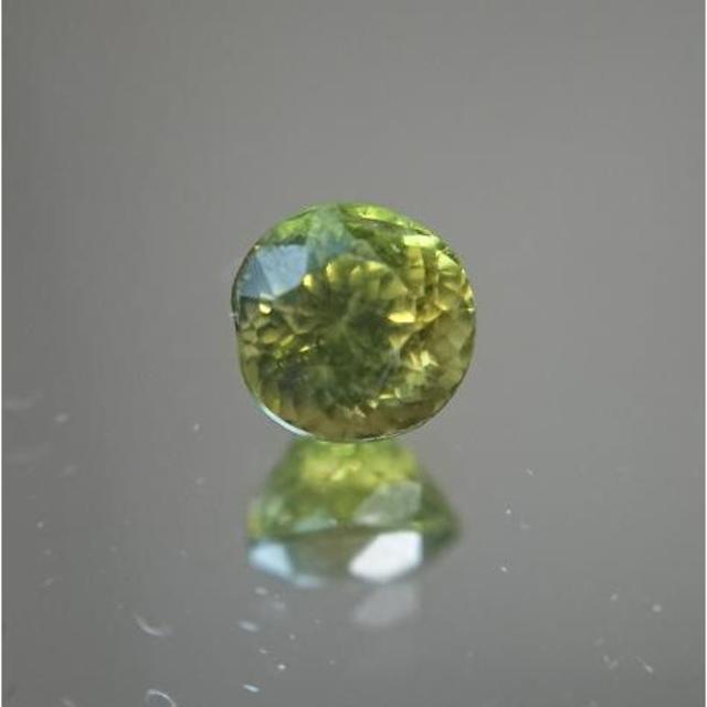 マリガーネット　0.55ｃｔ　ルース　天然石