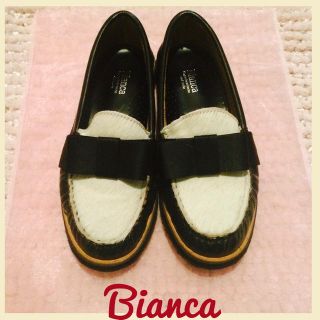 シップス(SHIPS)のBiancaローファー(ローファー/革靴)