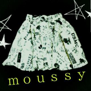 マウジー(moussy)の値下げ★moussy★ロック柄スカート(ひざ丈スカート)