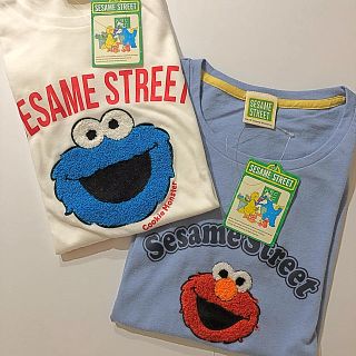 セサミストリート(SESAME STREET)の★新品★  Ｌサイズ  セサミストリート  レディース Tシャツ ２枚セット(Tシャツ(半袖/袖なし))