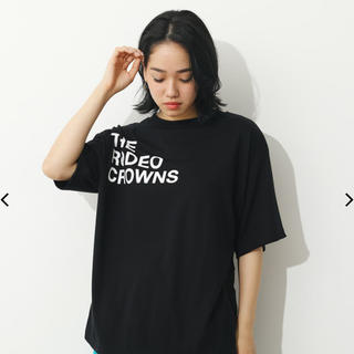 ロデオクラウンズ(RODEO CROWNS)の黒ロゴTシャツ(Tシャツ(半袖/袖なし))