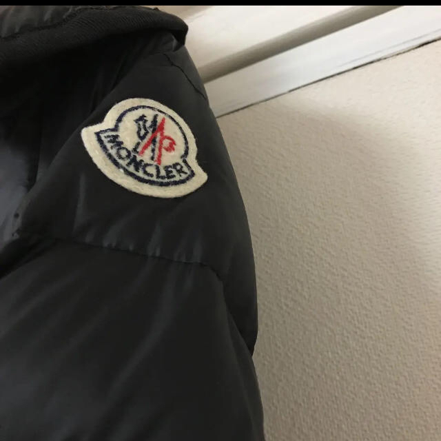 MONCLER HERMIFUR ダウンコート 2