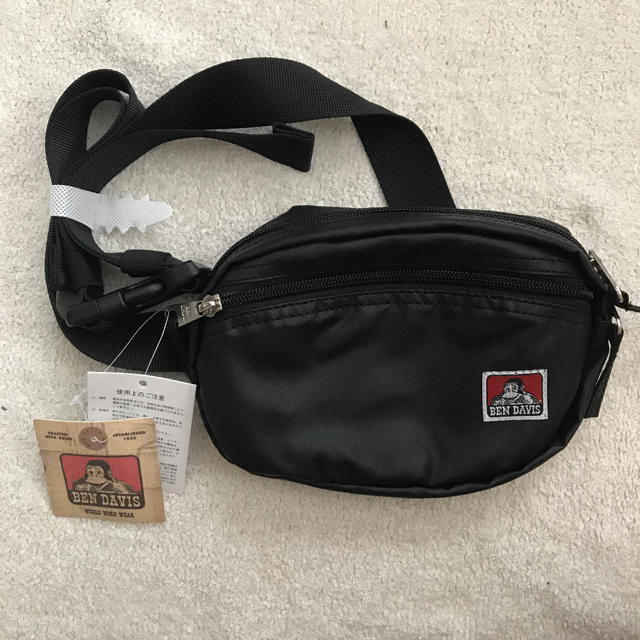 BEN DAVIS(ベンデイビス)のベンデイビス BENDAVIS OVAL WAISTBAG ウエストバッグ 黒 メンズのバッグ(ウエストポーチ)の商品写真