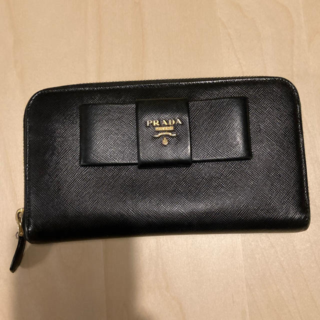 PRADA(プラダ)の※値下げ　PRADA プラダ 長財布 レディース レディースのファッション小物(財布)の商品写真