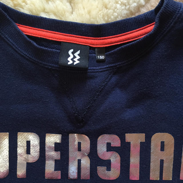 SUPERSTAR(スーパースター)のスーパースター 150センチ トレーナー キッズ/ベビー/マタニティのキッズ服男の子用(90cm~)(Tシャツ/カットソー)の商品写真