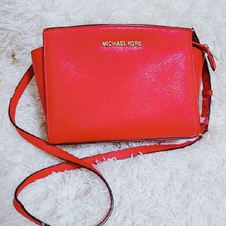 マイケルコース(Michael Kors)のマイケル・コースセルマミディアム　ショルダーバッグ(ショルダーバッグ)