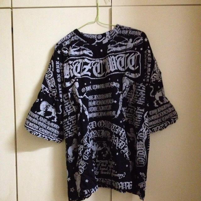KTZ トップス