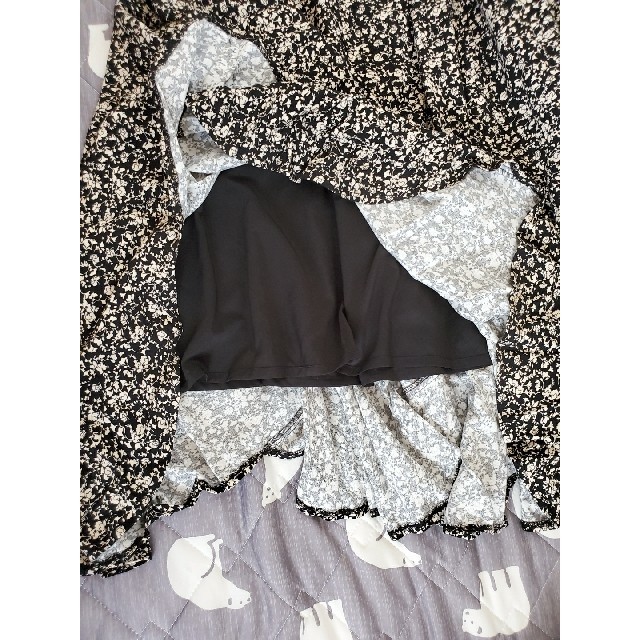 COCO DEAL(ココディール)のエスカルゴフラワープリントスカート レディースのスカート(ロングスカート)の商品写真