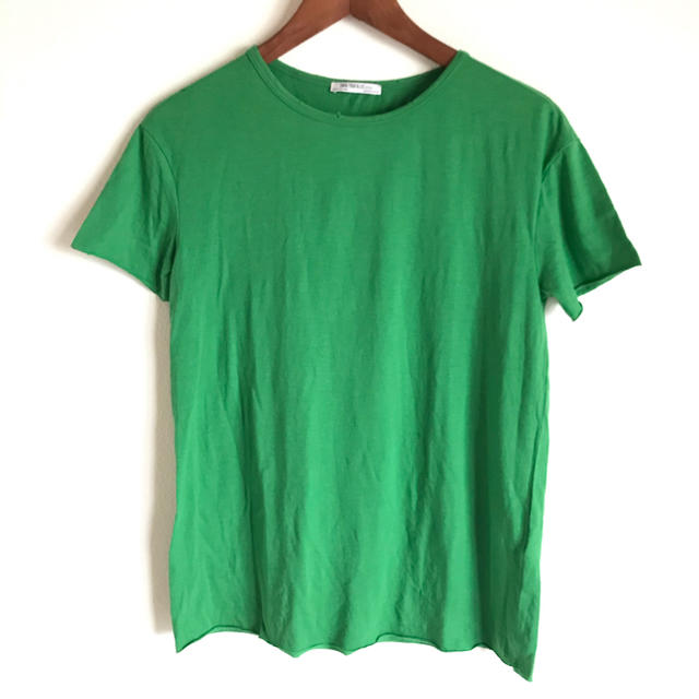 ZARA(ザラ)のZARA Tシャツ グリーン レディースのトップス(Tシャツ(半袖/袖なし))の商品写真