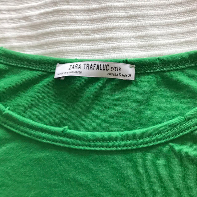 ZARA(ザラ)のZARA Tシャツ グリーン レディースのトップス(Tシャツ(半袖/袖なし))の商品写真