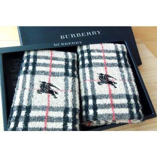 バーバリー(BURBERRY)の【新品】BURBERRY　フェイスタオル×2枚　34×75㎝(タオル/バス用品)