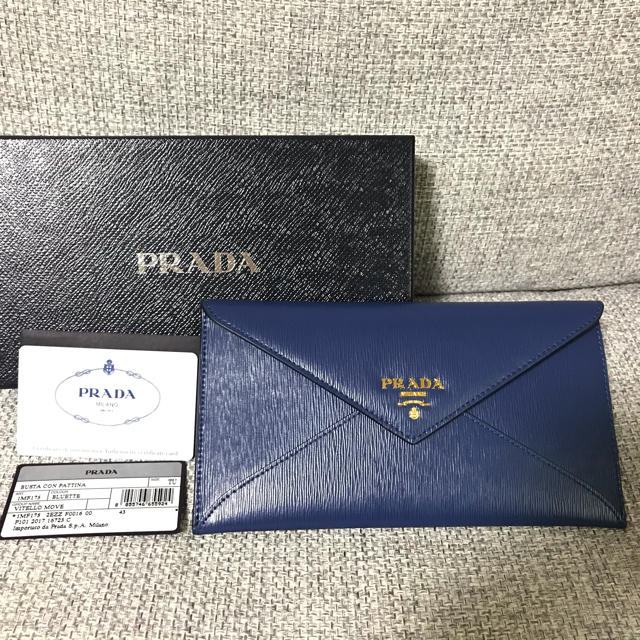 PRADA(プラダ)の1点限り❗️ 新品 PRADA プラダ 長財布 封筒型 レザー レディースのファッション小物(財布)の商品写真