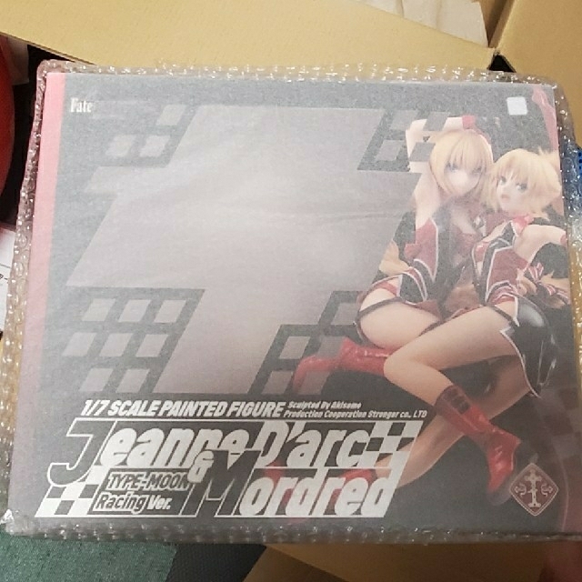 PLUS ONE - ジャンヌ・ダルク＆モードレッド TYPE-MOON Racing ver.の通販 by yamatozero shop