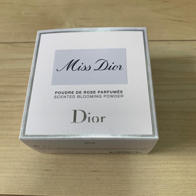 Dior(ディオール)のミス　ディオール　ブルーミング　ボディパウダー コスメ/美容のボディケア(ボディパウダー)の商品写真