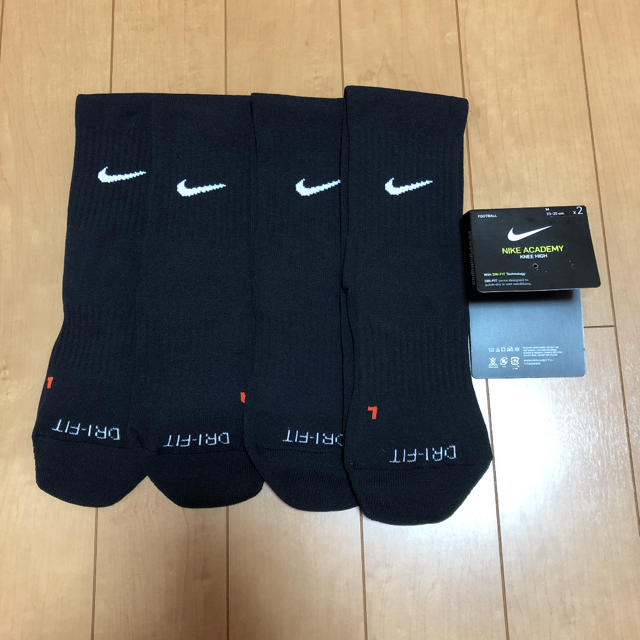 NIKE(ナイキ)の☆ナイキ　NIKEサッカーソックス 靴下 23〜25cm 2Ｐ スポーツ/アウトドアのサッカー/フットサル(その他)の商品写真