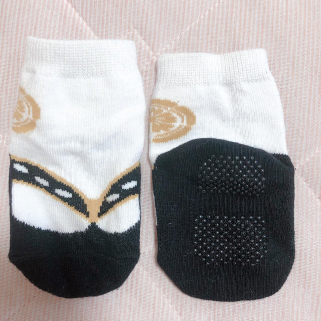ベビー袴60 靴下セット キッズ/ベビー/マタニティのベビー服(~85cm)(和服/着物)の商品写真