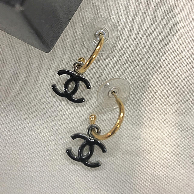 CHANEL(シャネル)の専用CHANEL ピアス レディースのアクセサリー(ピアス)の商品写真