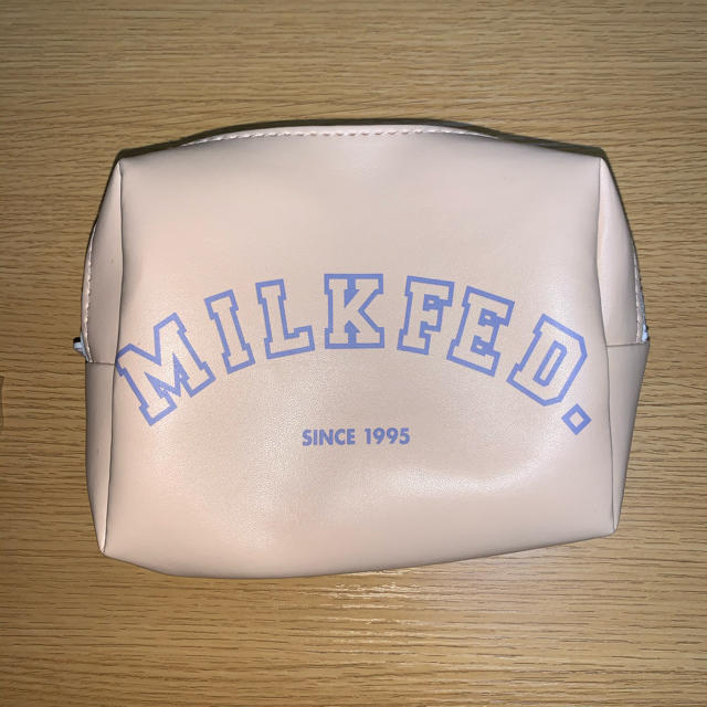 MILKFED.(ミルクフェド)のミルクフェド　ポーチ レディースのファッション小物(ポーチ)の商品写真