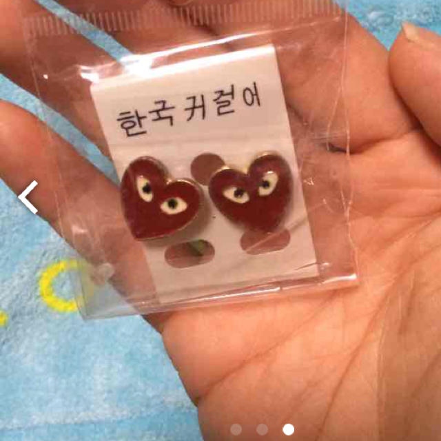 値下げ！韓国女子に大人気！赤ハートピアス レディースのアクセサリー(ピアス)の商品写真