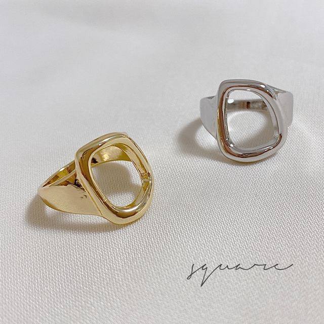 KBF(ケービーエフ)のsquare  ring  ○  gold  silver レディースのアクセサリー(リング(指輪))の商品写真