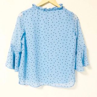 ザラ(ZARA)のスカイブルー✖︎ブラック水玉が可愛い(๑˃̵ᴗ˂̵)✨‼️フリル袖❤️ブラウス(シャツ/ブラウス(長袖/七分))