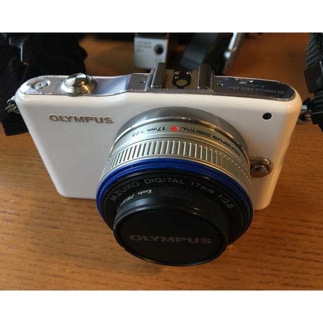 OLYMPUS(オリンパス)のOLYMPUS PEN mini デジカメセット E-PM1 スマホ/家電/カメラのカメラ(コンパクトデジタルカメラ)の商品写真