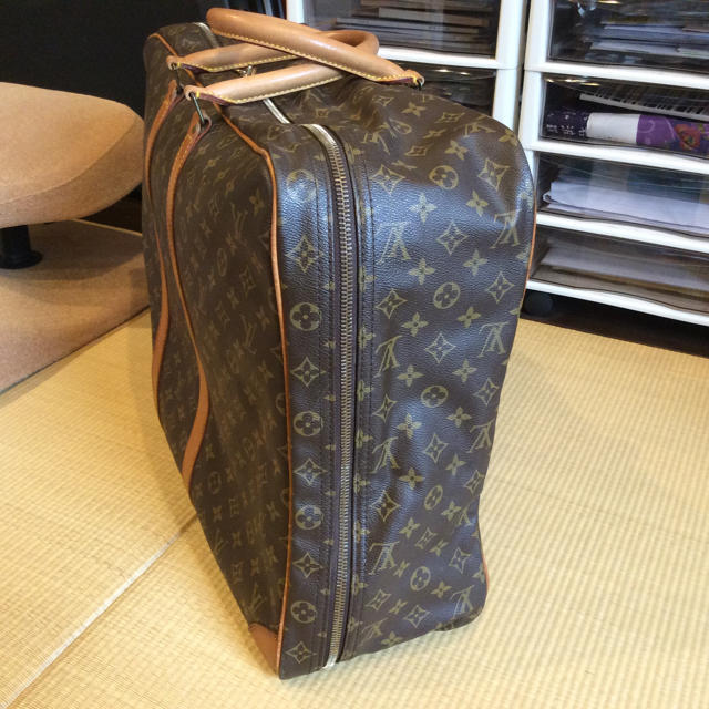 LOUIS VUITTON(ルイヴィトン)のLOUIS VUITTON (ルイ　ヴィトン)シリウス55 レディースのバッグ(スーツケース/キャリーバッグ)の商品写真